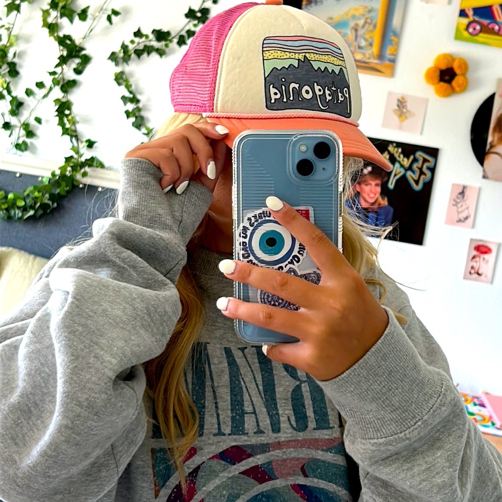 Pink Patagonia hat!🩷